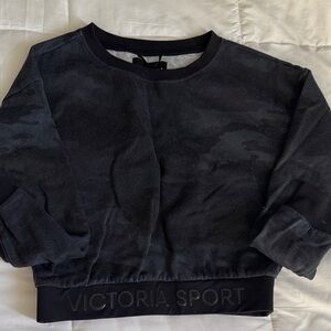 Victoria Sport Black Camo Cropped Sweatshirt